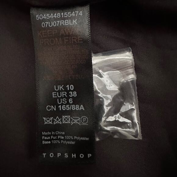 Topshop Women’s Black Faux Fur Jacket Coat Short Plush Cropped Size US 6 UK 10 - Picture 5 of 9